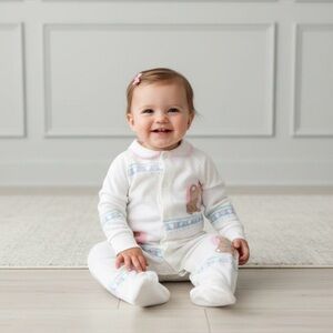 5/$25 Vintage 1980s Baby White Footie Pajamas Teddy Bear Print | 12-18M